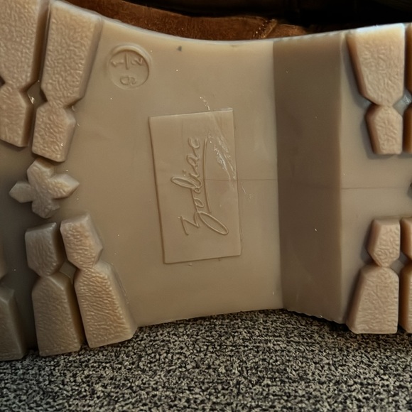 NEW ZODIAC Women's Bruna Bootie ~ Combat Boot ~ Leather Upper Size 9.5 Cognac - Picture 8 of 12